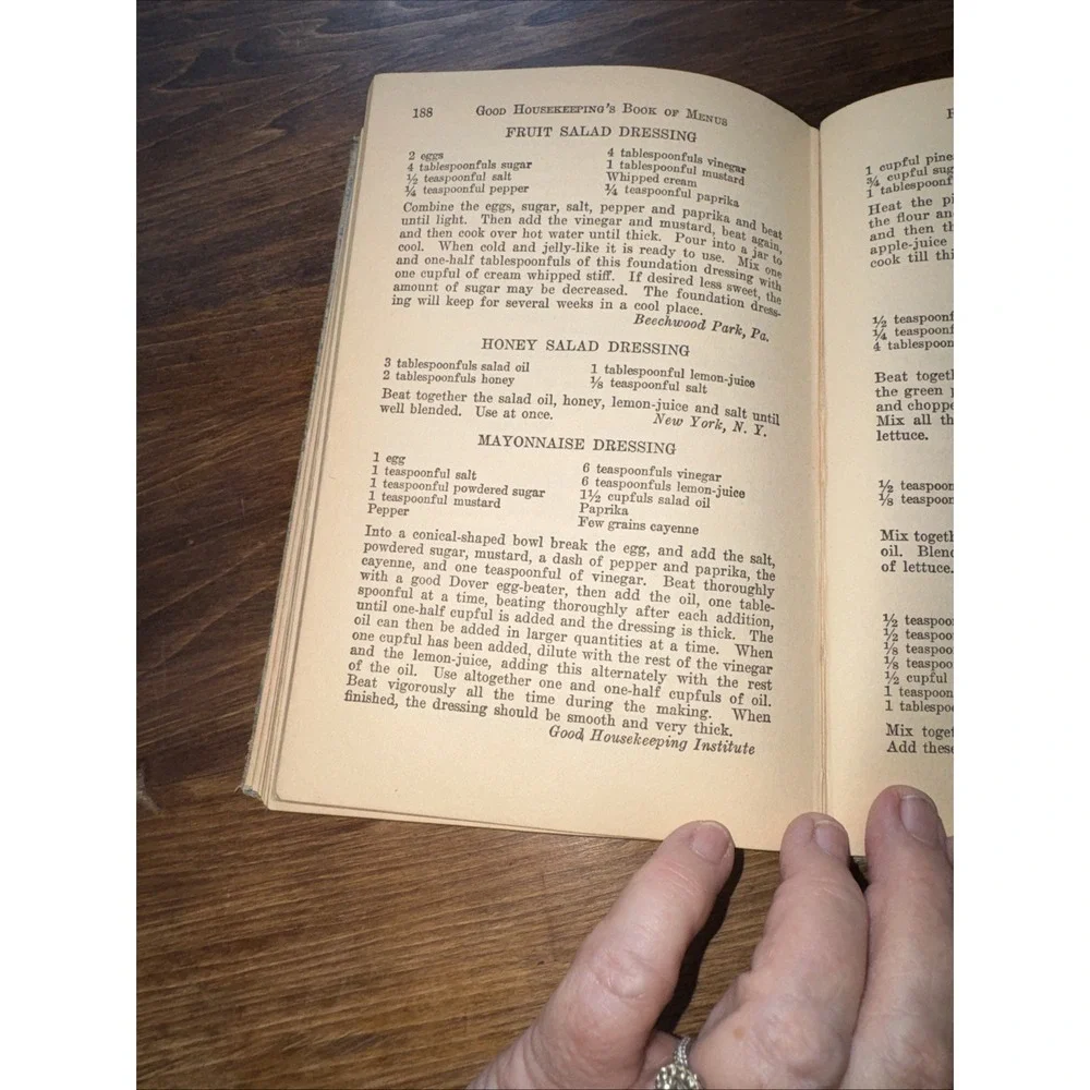 Vintage 1922 Good Housekeeping Book of Menus Recipes And Household Discoveries